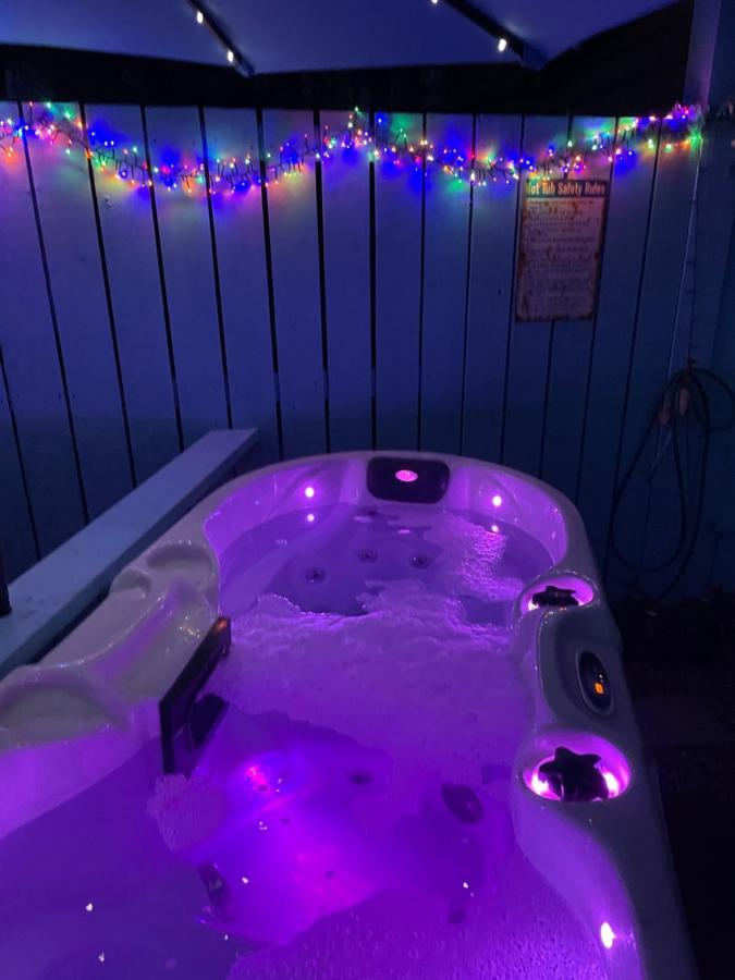 Bankhead Accommodation With Hot Tub Aberdeenshire Gamrie 외부 사진