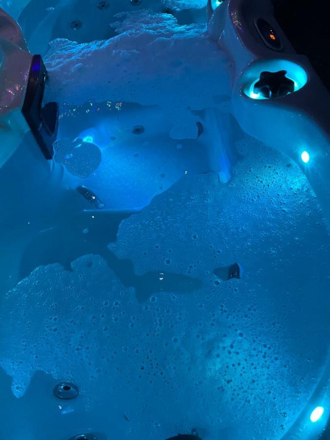 Bankhead Accommodation With Hot Tub Aberdeenshire Gamrie 외부 사진