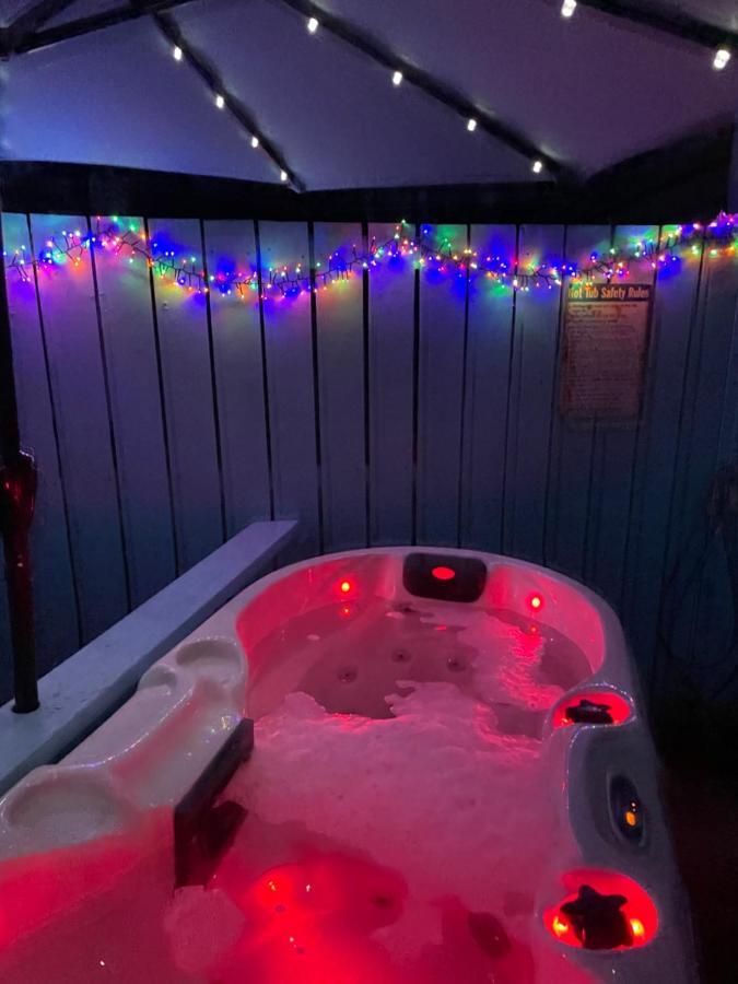 Bankhead Accommodation With Hot Tub Aberdeenshire Gamrie 외부 사진