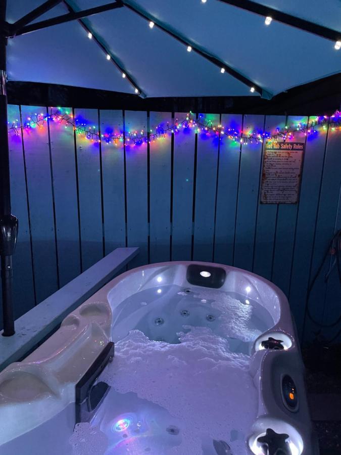 Bankhead Accommodation With Hot Tub Aberdeenshire Gamrie 외부 사진