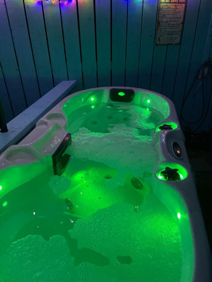 Bankhead Accommodation With Hot Tub Aberdeenshire Gamrie 외부 사진